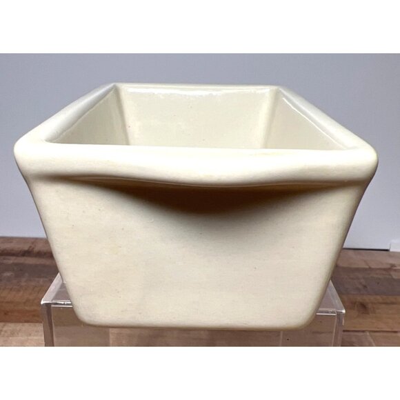 Nantucket Mini Holiday-Themed Ceramic Rectangular Baking Dish - Picture 2 of 4